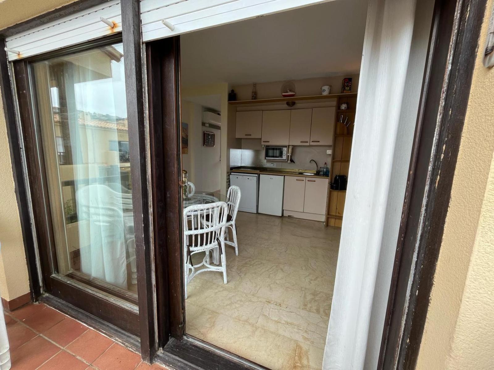 Apartamento L' Escala Luaran gambar