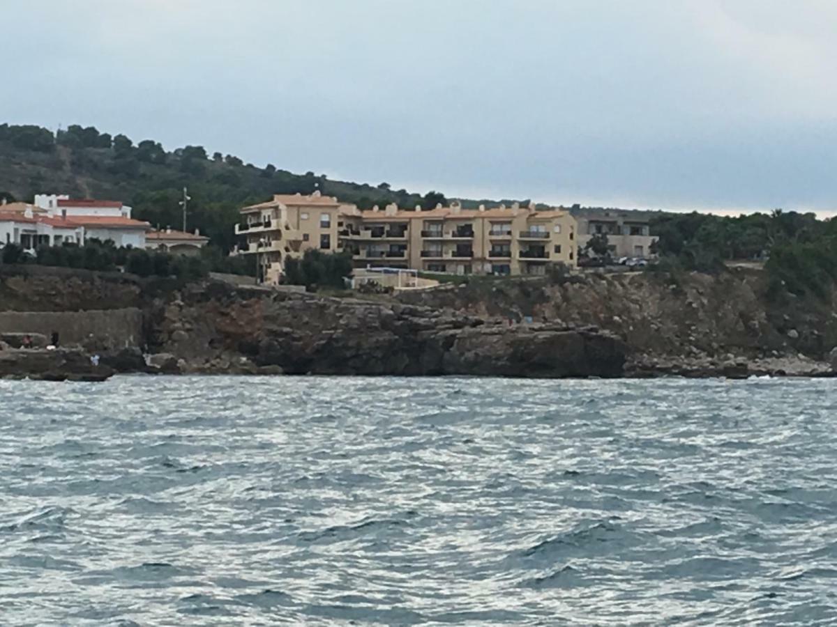 Apartamento L' Escala Luaran gambar
